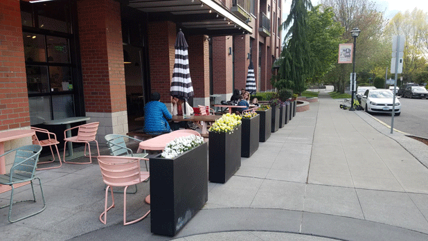 P3_seattle-sidewalk_618